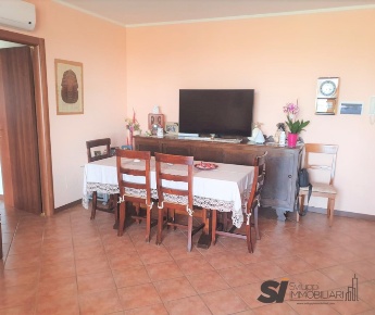 Foto Appartamento in via maree, Cameri di 130 m² con 4 locali in vendita