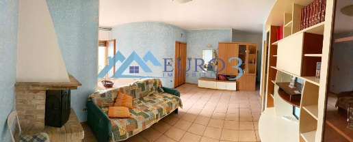 Foto Appartamento a Folignano di 95 m² con 4 locali in vendita