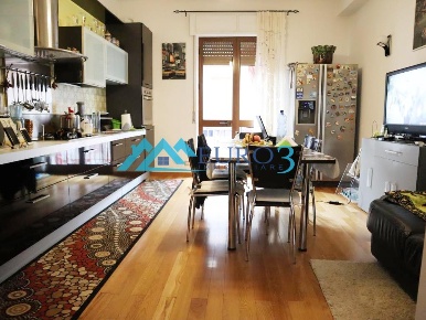 Foto Appartamento a Folignano di 130 m² con 6 locali in vendita