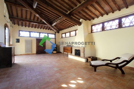 Foto Appartamento a Monteriggioni di 220 m² con 8 locali in vendita