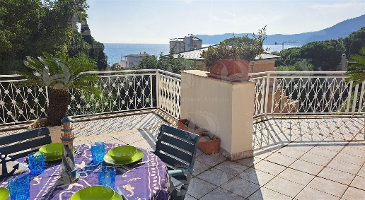Foto Appartamento in Viale Sant'Erasmo, Alassio in vendita