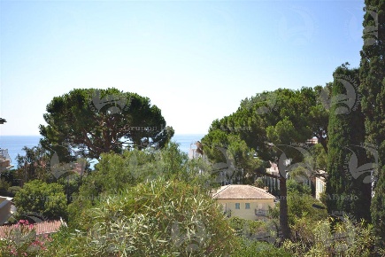 Foto Appartamento in Viale Sant'Erasmo, Alassio in vendita