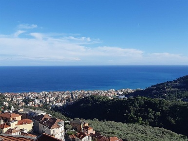 Foto Appartamento a Alassio in vendita