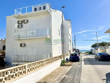 Foto Appartamento in via delle orchidee, Santa Croce Camerina in vendita