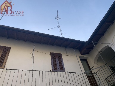 Foto Appartamento in via mazzini, Gambolò Centro di 80 m² con 3 locali