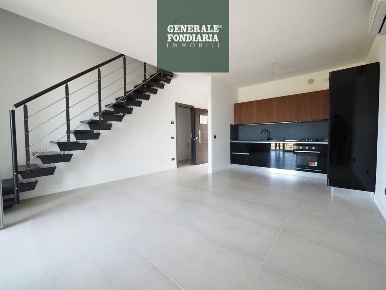 Foto Appartamento a Santo Stefano di Magra di 111 m² con 5 locali