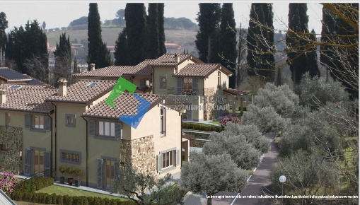 Foto Appartamento in Via Caduti della Folgore, Monteriggioni di 82 m²