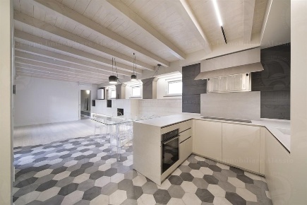 Foto Appartamento in Viale Gibb, Alassio in vendita