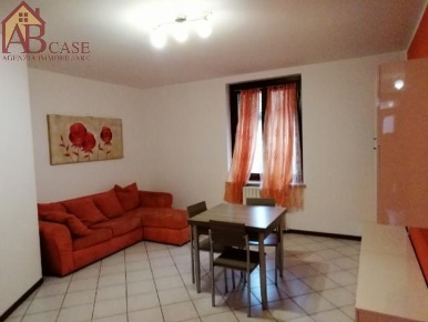 Foto Appartamento in via mazzini, Gambolò Centro di 80 m² con 3 locali