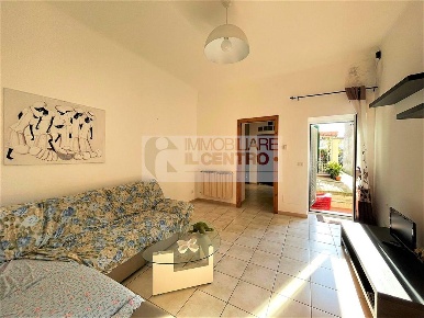 Foto Appartamento a Santo Stefano di Magra di 50 m² con 3 locali in vendita
