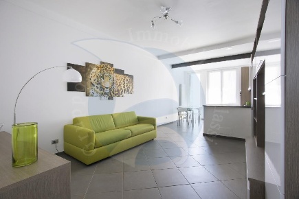Foto Appartamento a Alassio Centro di 95 m² con 2 locali in vendita
