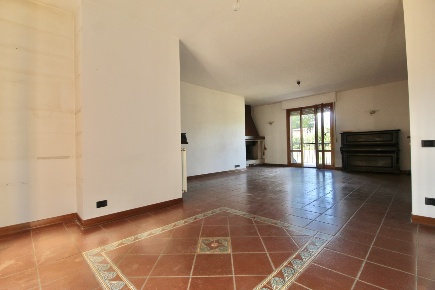Foto Appartamento a Monteriggioni di 180 m² con 9 locali in vendita