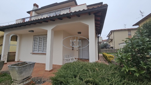 Foto Villa unifamiliare in VIA ROMA, Castelfranco Piandiscò Pian Di Scò