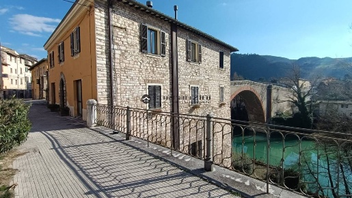 Foto Appartamento in VIA PERGAMINO 15, Fossombrone Centro di 90 m²