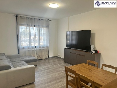 Foto Appartamento in VIA DANTE ALIGHIERI, Inverigo Centro di 100 m²