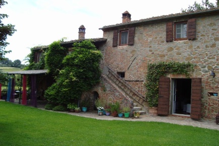 Foto Villa unifamiliare a Foiano della Chiana di 180 m² con 7 locali