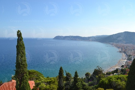 Foto Appartamento a Alassio di 116 m² con 3 locali in vendita