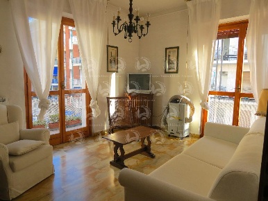 Foto Appartamento a Alassio di 99 m² con 5 locali in vendita