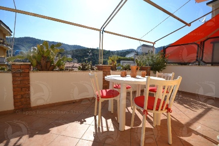 Foto Appartamento in VIA MAIOLO, Alassio di 66 m² con 2 locali in vendita