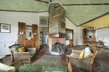 Foto Villa unifamiliare a Alassio di 143 m² con 6 locali in vendita