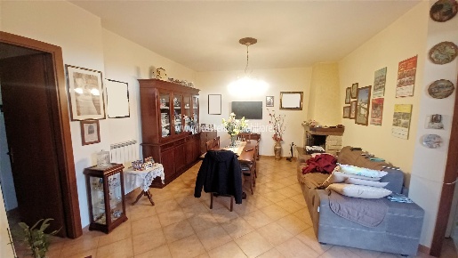 Foto Appartamento in via Querce 16, Foiano della Chiana di 92 m² in vendita