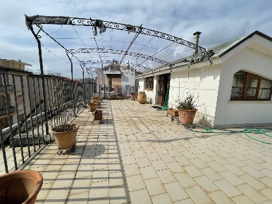 Foto Appartamento a Albisola Superiore in vendita
