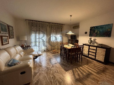 Foto Appartamento in Via Marconi, Quinto di Treviso Centro di 100 m²