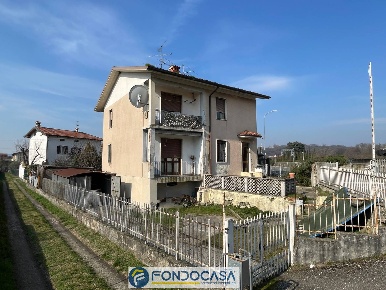 Foto Appartamento a Cazzago San Martino Cazzago San Martino Calino di 94 m²