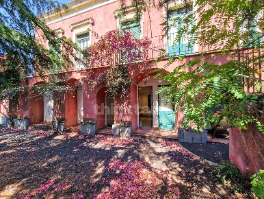 Foto Appartamento in Via Pietro Nenni, Zafferana Etnea Centro di 157 m²