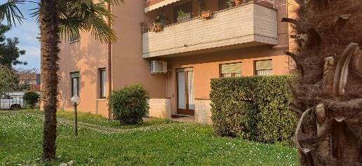 Foto Appartamento in della Stanga, Cornate d'Adda Centro di 85 m²