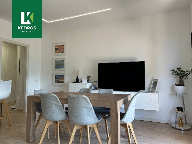Foto Appartamento in Via San Cassano, Induno Olona di 110 m² con 4 locali