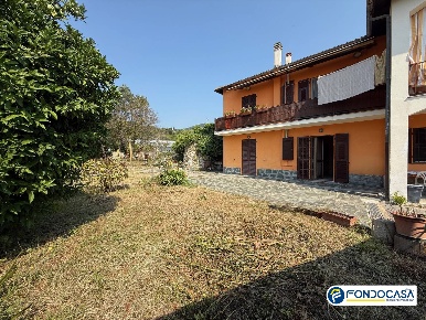 Foto Appartamento in Via Vignasse, Loano Centro di 75 m² con 4 locali