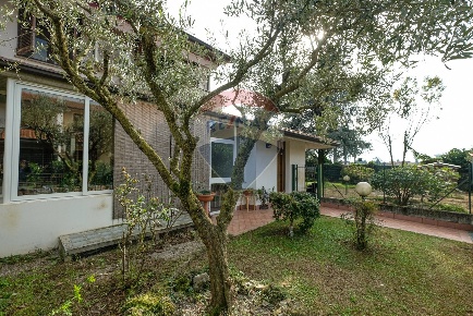 Foto Villa bifamiliare in VILLAGGIO MOROSINI, Castelli Calepio Centro
