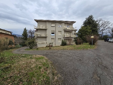Foto Appartamento a Cavriglia di 95 m² con 4 locali in vendita