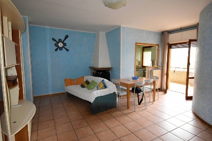 Foto Appartamento a Folignano Centro di 75 m² con 3 locali in vendita