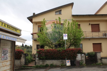 Foto Villa a schiera in Via Vittorio Veneto, Cerreto Guidi in vendita