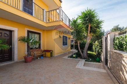 Foto Villa unifamiliare in Via Abramo Lincoln, Santa Croce Camerina Centro