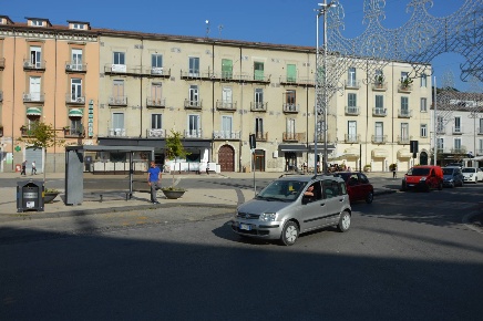 Foto Appartamento in P.zza Umberto I, Atripalda di 125 m² con 4 locali