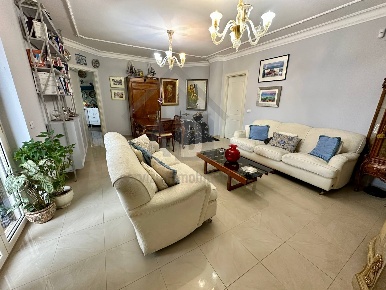 Foto Appartamento in VIA FEDERICO FELLINI, Mendicino di 155 m² con 4 locali