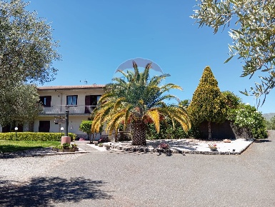 Foto Villa singola in Strada Comunale Calderara Sottana, Randazzo
