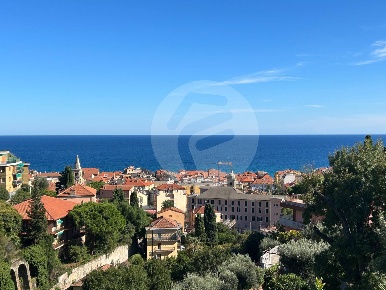 Foto Appartamento in via adelasia, Alassio in vendita