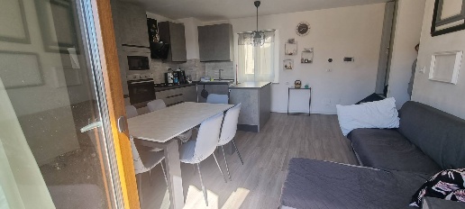 Foto Villa a schiera a Cavriglia di 110 m² con 5 locali in vendita