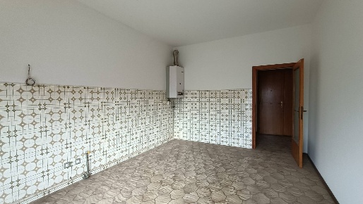 Foto Appartamento in Via Manozzini, Matelica Centro di 131 m² con 5 locali