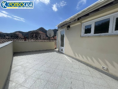 Foto Appartamento in Via Rosselli, Albisola Superiore Ellera di 100 m²