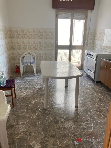 Foto Appartamento a Melito di Porto Salvo di 120 m² con 5 locali in vendita