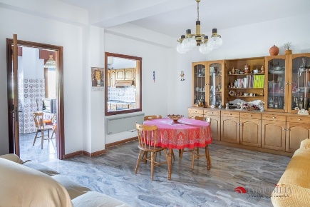 Foto Appartamento a Melito di Porto Salvo Centro Storico di 160 m²