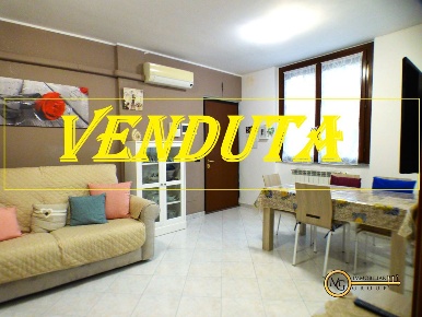 Foto Appartamento in via manzoni, Vignate Centro di 85 m² con 3 locali