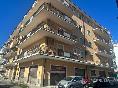 Foto Appartamento in Via Giovanni Pascoli, Melito di Porto Salvo di 130 m²