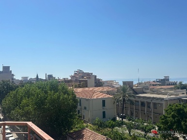 Foto Appartamento a Melito di Porto Salvo di 200 m² con 5 locali in vendita