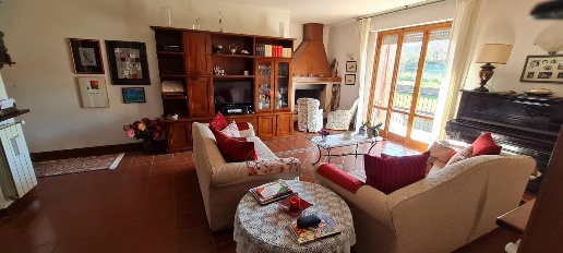 Foto Appartamento a Monteriggioni Castellina Scalo di 160 m² con 8 locali